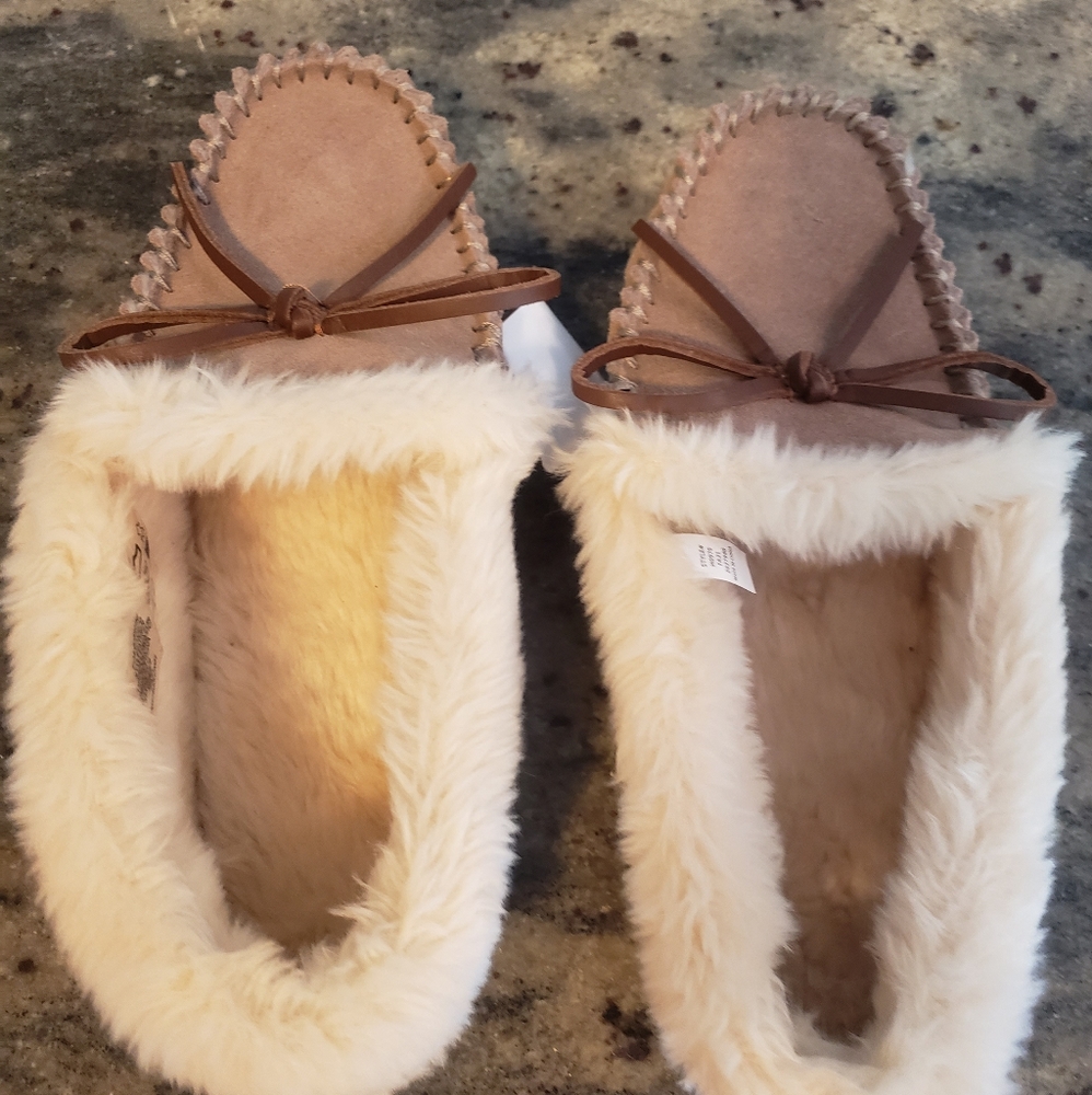 J. Crew fur lined tan slippers. Never worn.